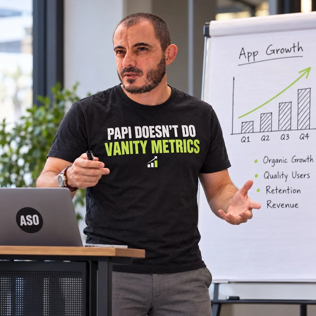 Gabriel leading a practical app strategy workshop